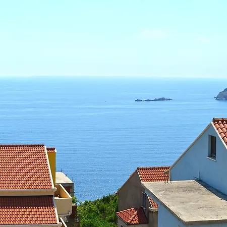 Lux * Cavtat