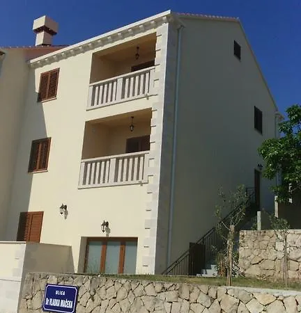 Lux Cavtat