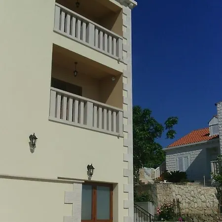 Apartment Lux *